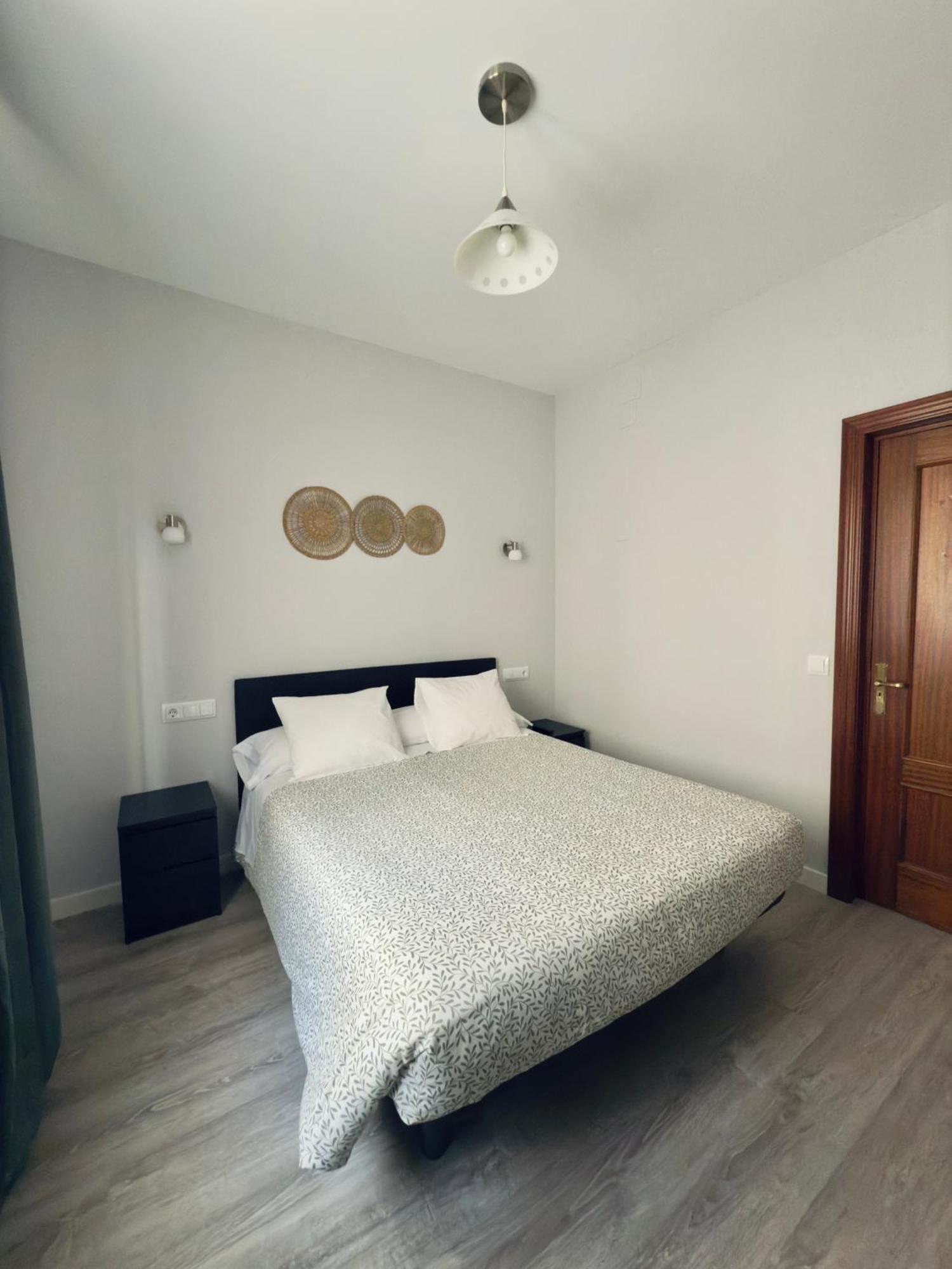 מדריד Hostal Conde De Alba מראה חיצוני תמונה